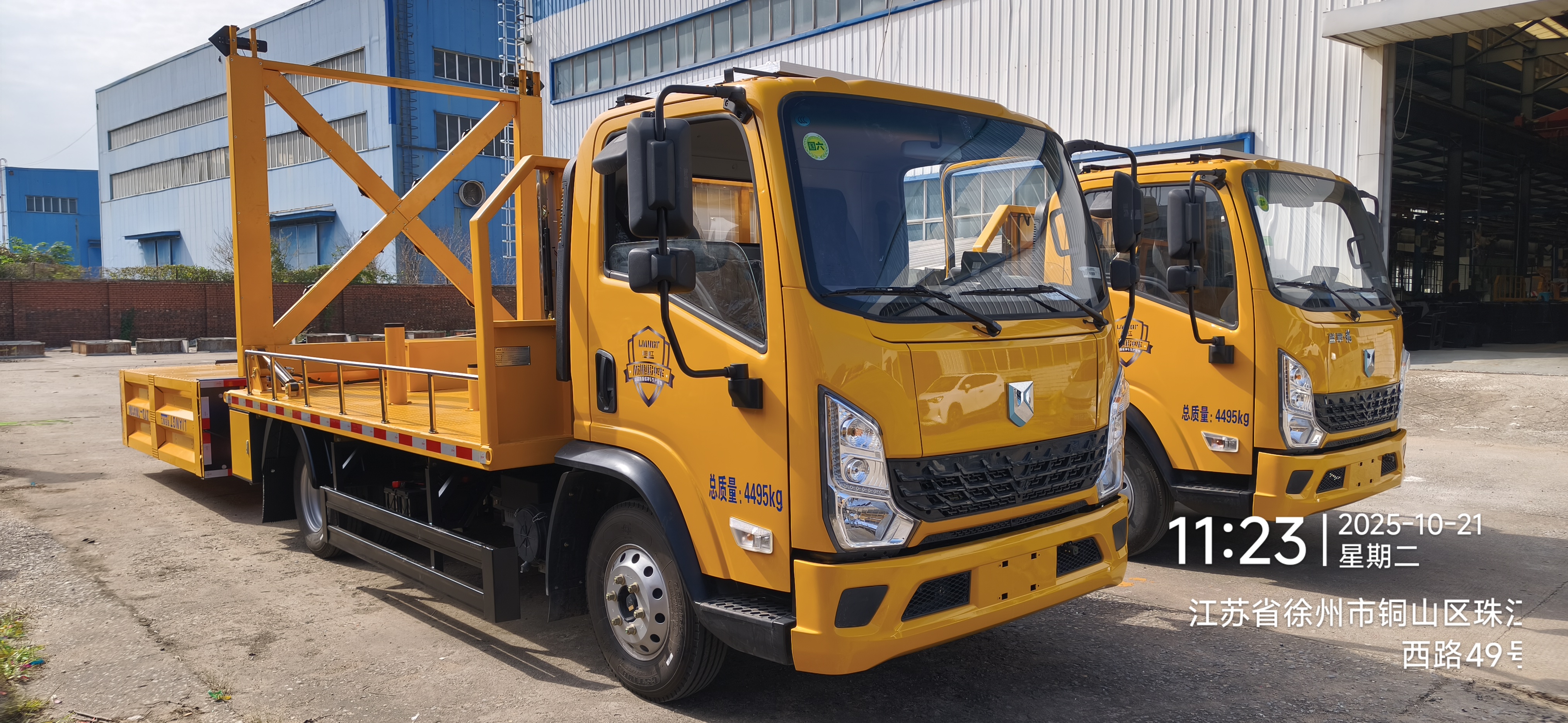 防撞緩沖車是什么東西？具體在高速道路上能起到什么作用？-有駕